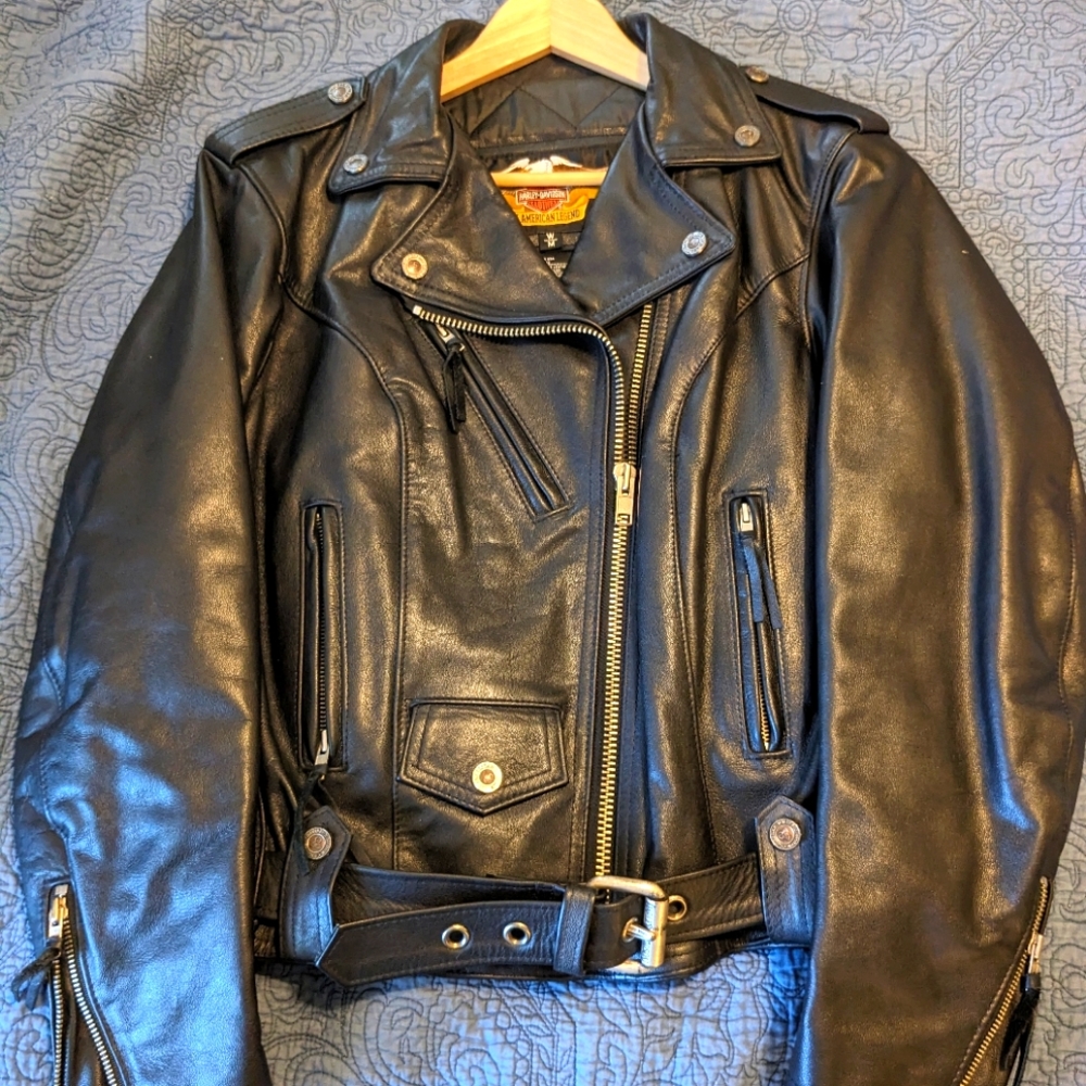 Harley Davidson Leather Jacket MADE IN USA **Like New** Late 90's